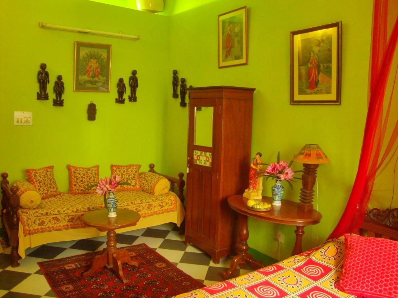 Patricia Guest House Pondicherry Exteriör bild